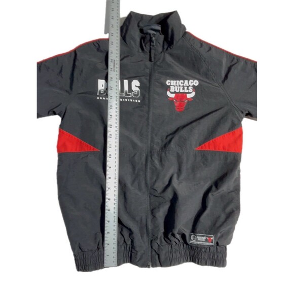 NBA Starter Chicago Bulls windbreaker jacket in black and red Kids Size 11/12 - Picture 3 of 9